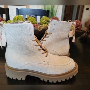 NIB A.S.98 Truett Milk White Ankle Boots 40